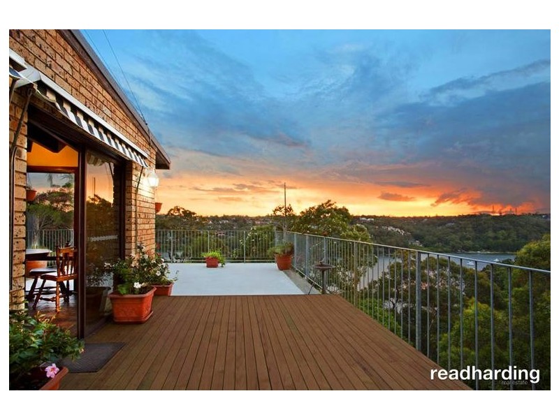 19 Woodlands Ave, Lugarno NSW 2210