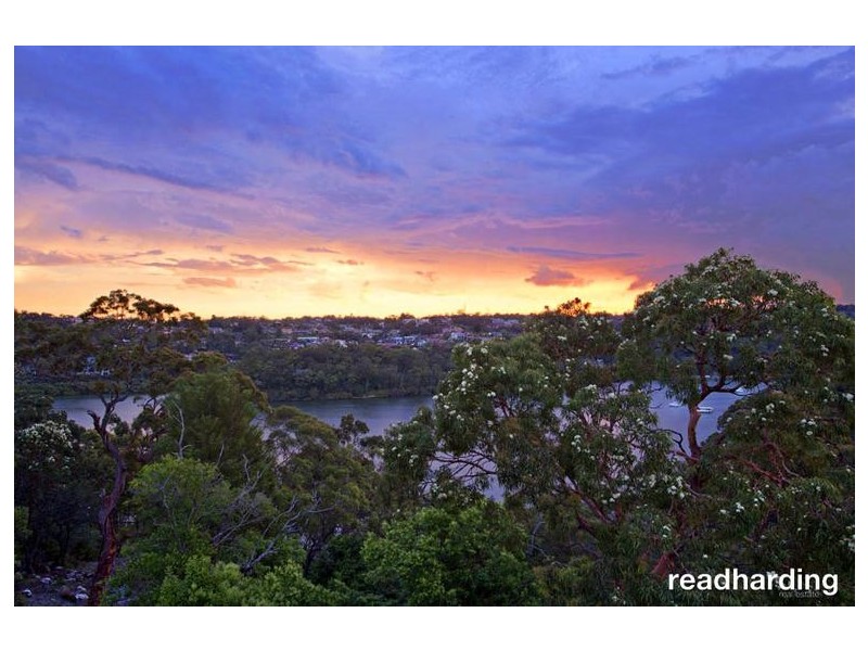 19 Woodlands Ave, Lugarno NSW 2210