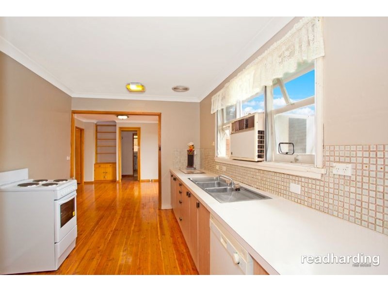 1 Pine Street, Lugarno NSW 2210