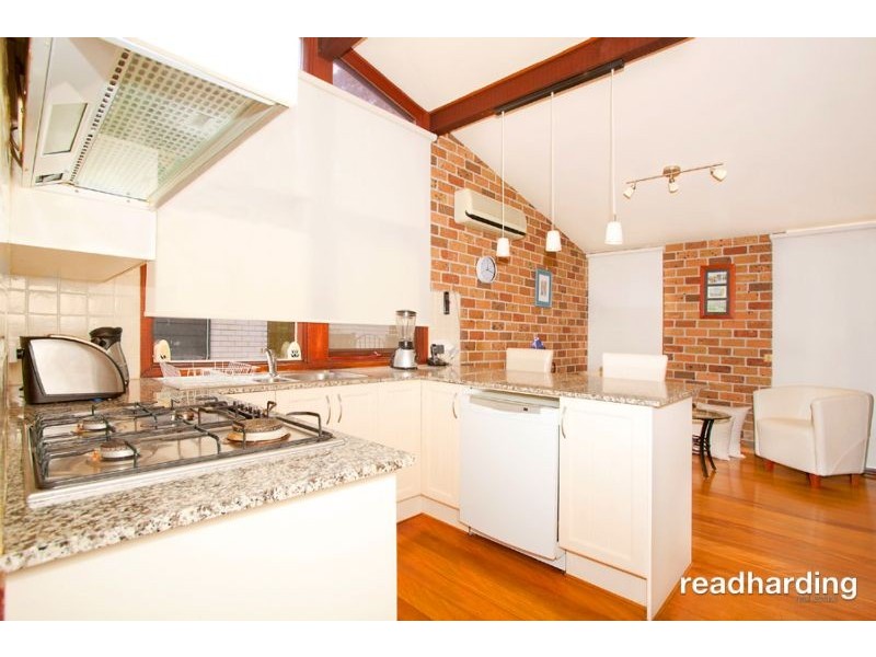 7 Maple Street, Lugarno NSW 2210