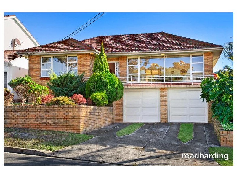 5 Bimbadeen Avenue, Lugarno NSW 2210