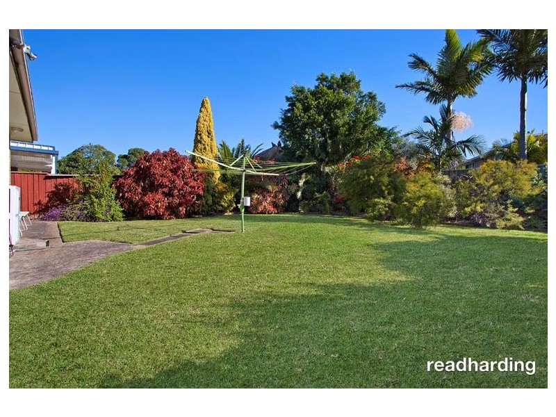 5 Bimbadeen Avenue, Lugarno NSW 2210