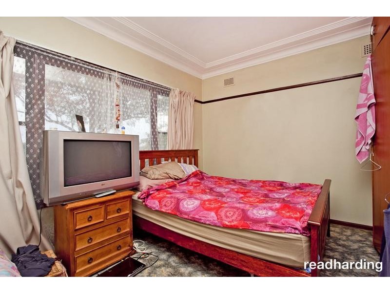 44 Clarke Street South, Peakhurst NSW 2210