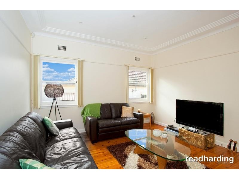 24 Greenlands Avenue, Peakhurst NSW 2210