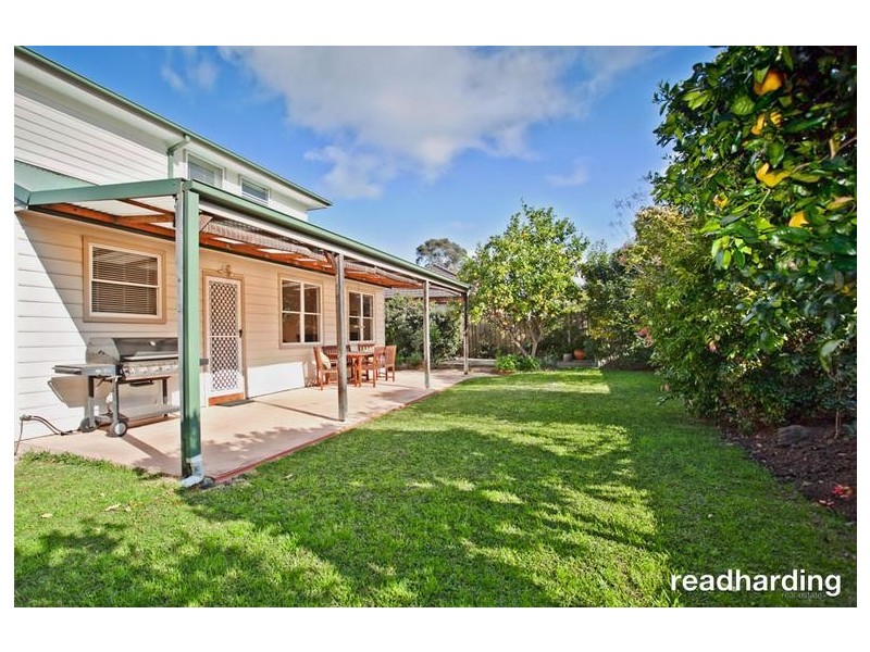 11 Boatwright Ave, Lugarno NSW 2210