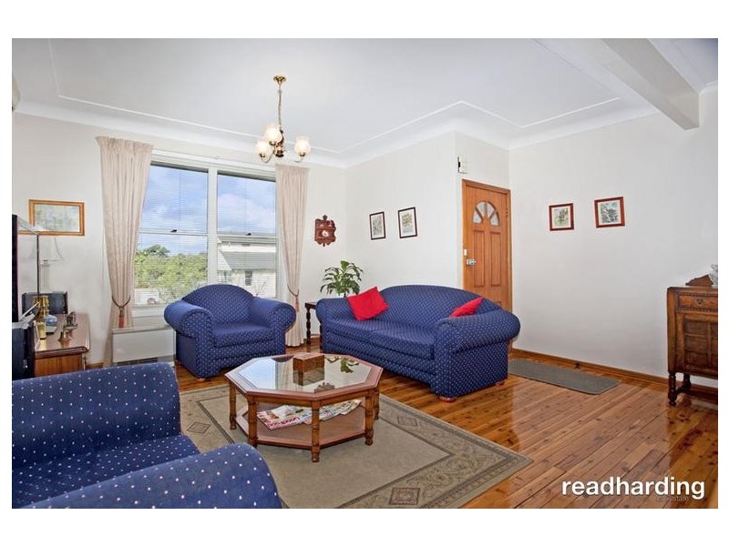 11 Boatwright Ave, Lugarno NSW 2210