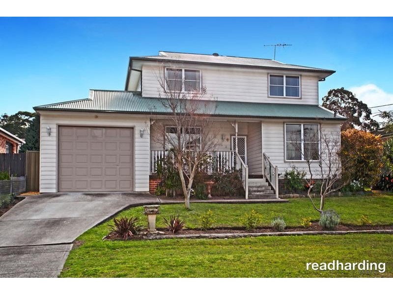 11 Boatwright Ave, Lugarno NSW 2210
