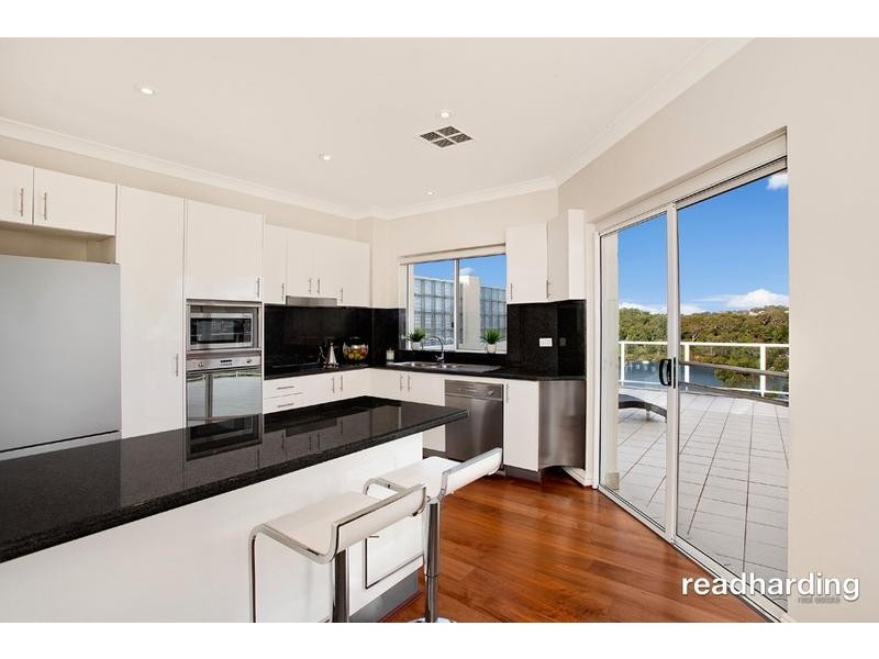 24/81 Woodlands Avenue, Lugarno NSW 2210