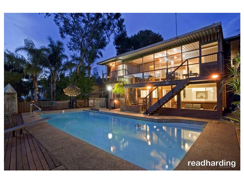 17 View Street, Peakhurst Heights NSW 2210