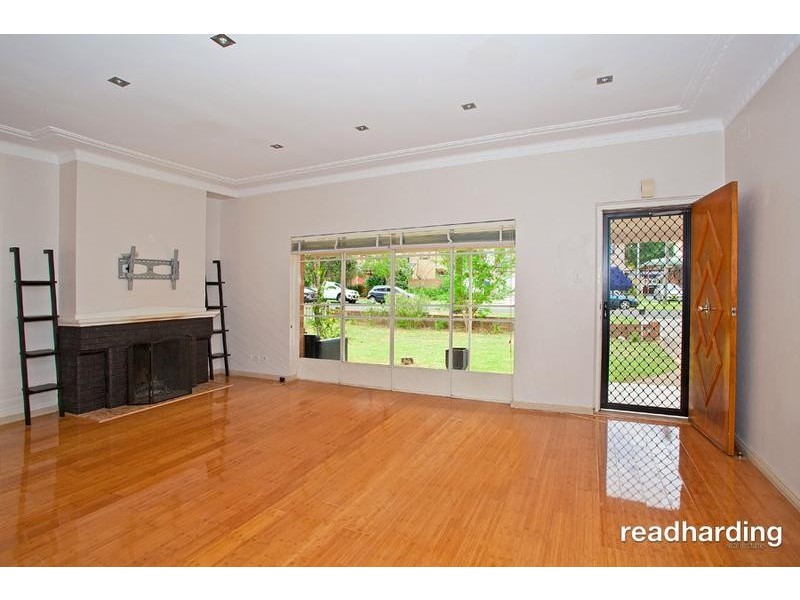 19 Park Street, Peakhurst NSW 2210