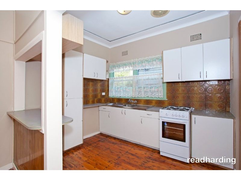 9 Nettleton Street, Riverwood NSW 2210