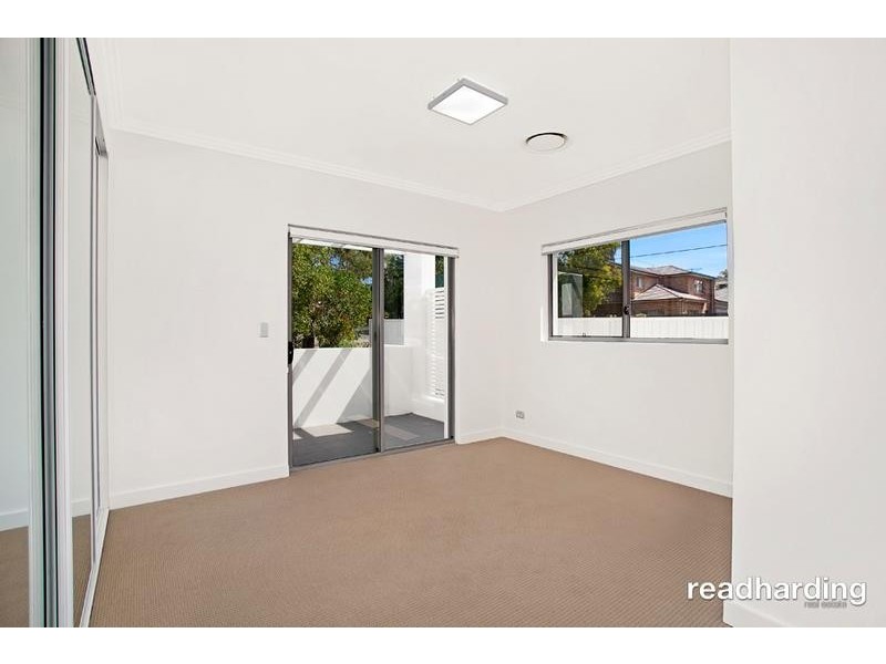 2 Bottlebrush Avenue, Lugarno NSW 2210