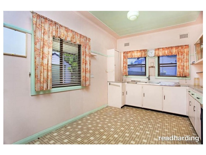 28 Morotai Avenue, Riverwood NSW 2210