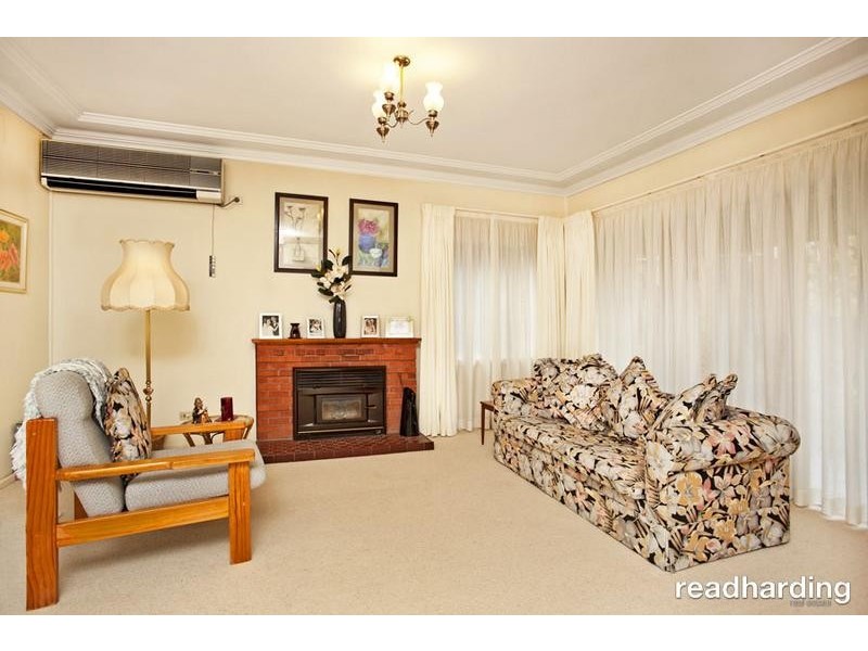 10 Coronation Avenue, Peakhurst NSW 2210