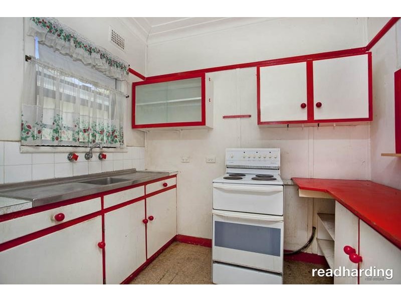 31 Earls Avenue, Riverwood NSW 2210