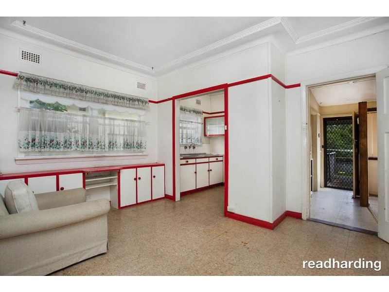 31 Earls Avenue, Riverwood NSW 2210