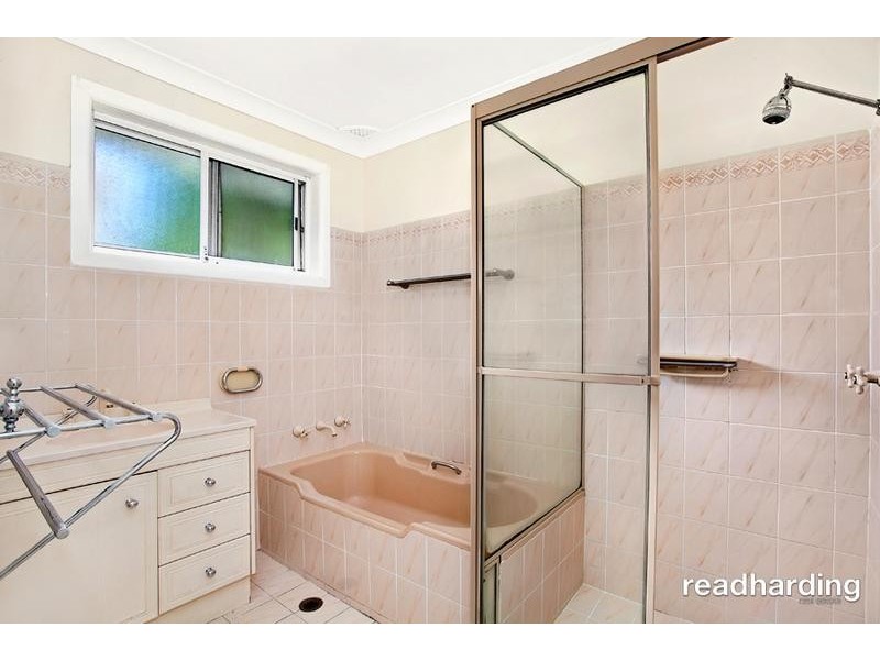 2 Redgum Drive, Lugarno NSW 2210