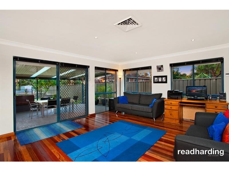 21 Ogilvy Street, Peakhurst NSW 2210