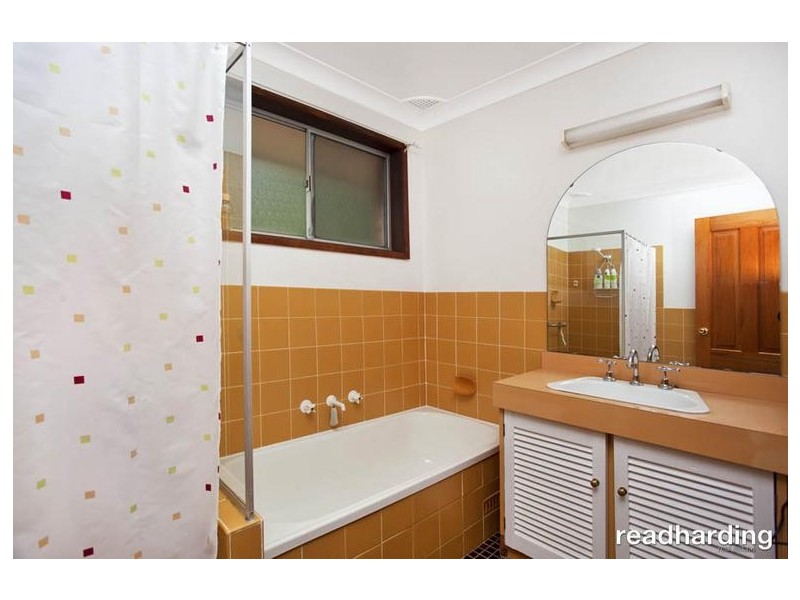 17 Robyn Street, Peakhurst Heights NSW 2210