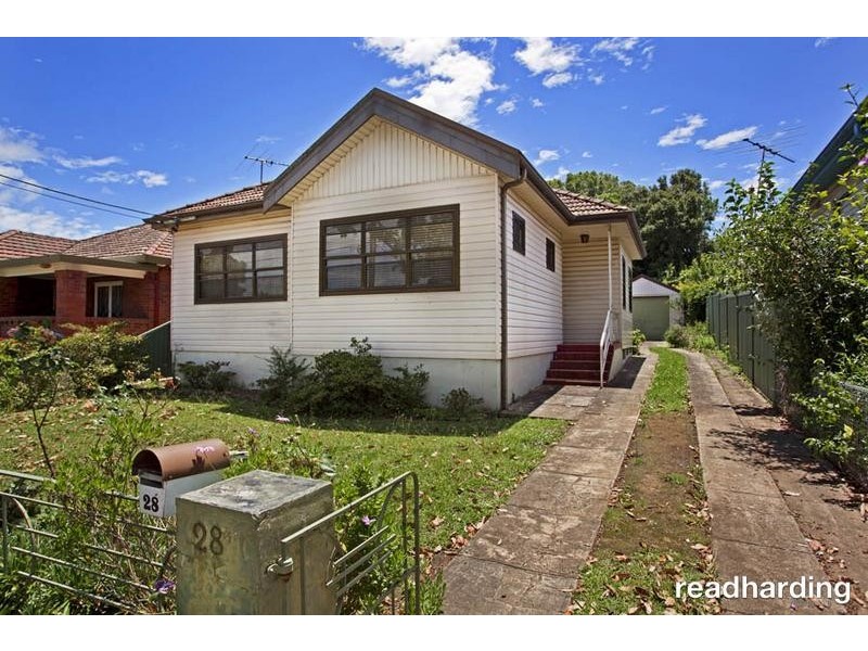 28 Morotai Avenue, Riverwood NSW 2210