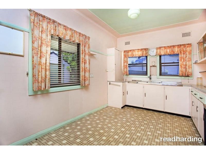 28 Morotai Avenue, Riverwood NSW 2210