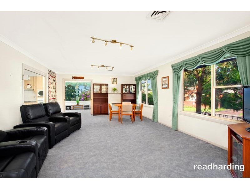 1 Shade Place, Lugarno NSW 2210