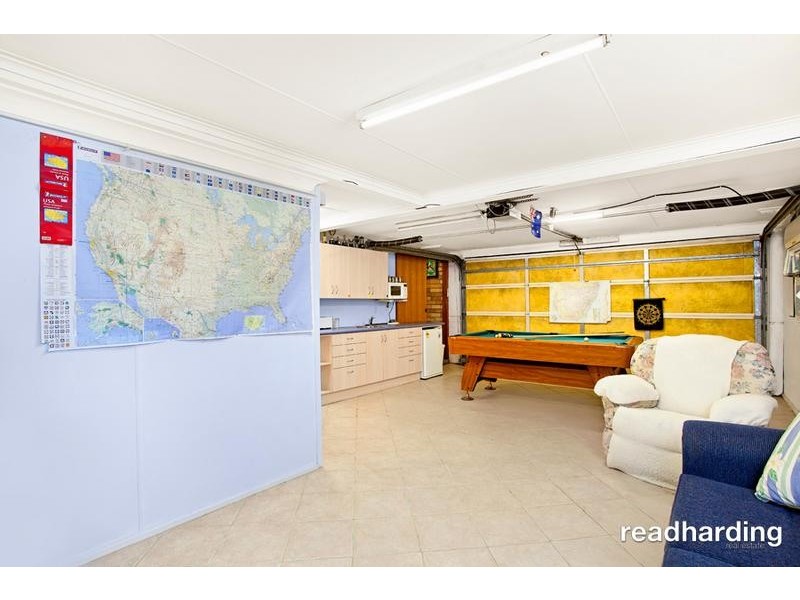 1 Shade Place, Lugarno NSW 2210