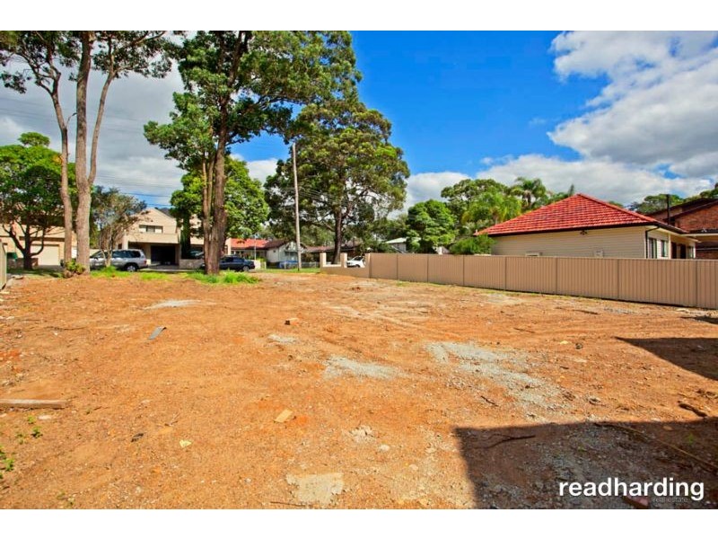 52 Park Street, Peakhurst NSW 2210