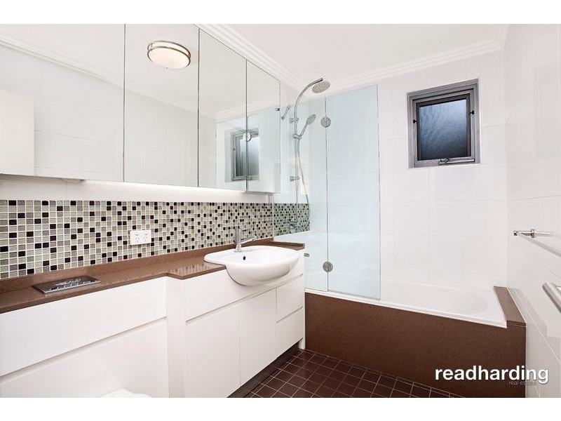 6/33 Martin Place, Mortdale NSW 2223