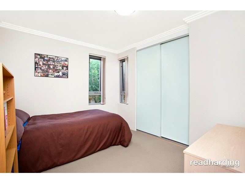 6/33 Martin Place, Mortdale NSW 2223