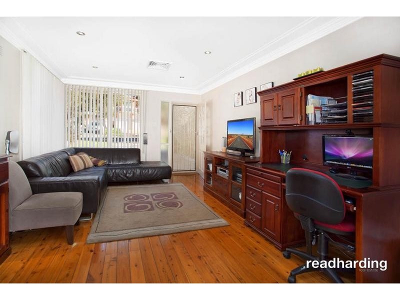 12 Carruthers Street, Penshurst NSW 2222