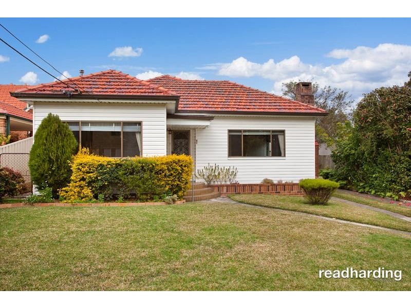 51 Samuel Street, Peakhurst NSW 2210