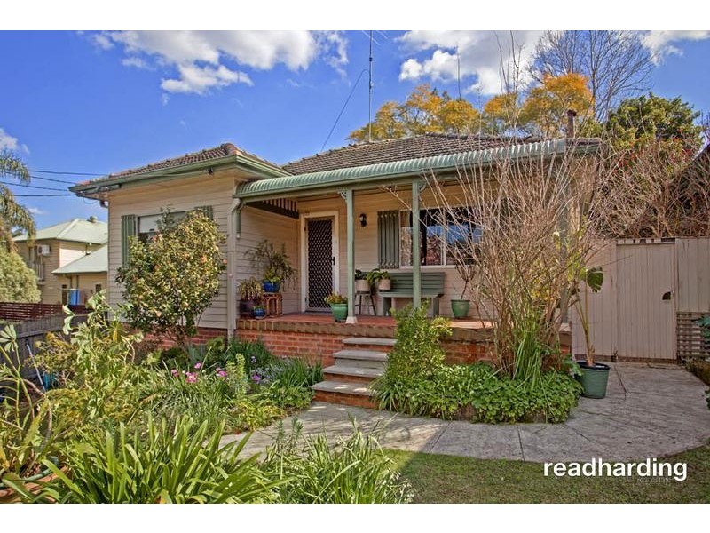 29 Clarke Street, Peakhurst NSW 2210