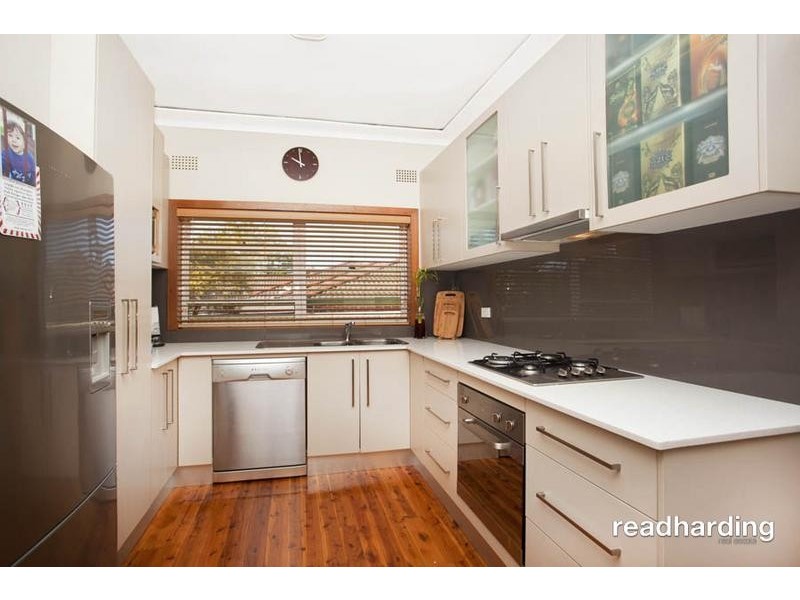 8 West Crescent, Hurstville Grove NSW 2220