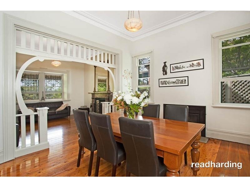 12 Woodcliff Parade, Lugarno NSW 2210