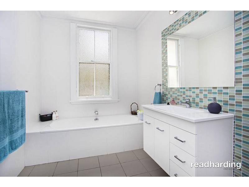 12 Woodcliff Parade, Lugarno NSW 2210