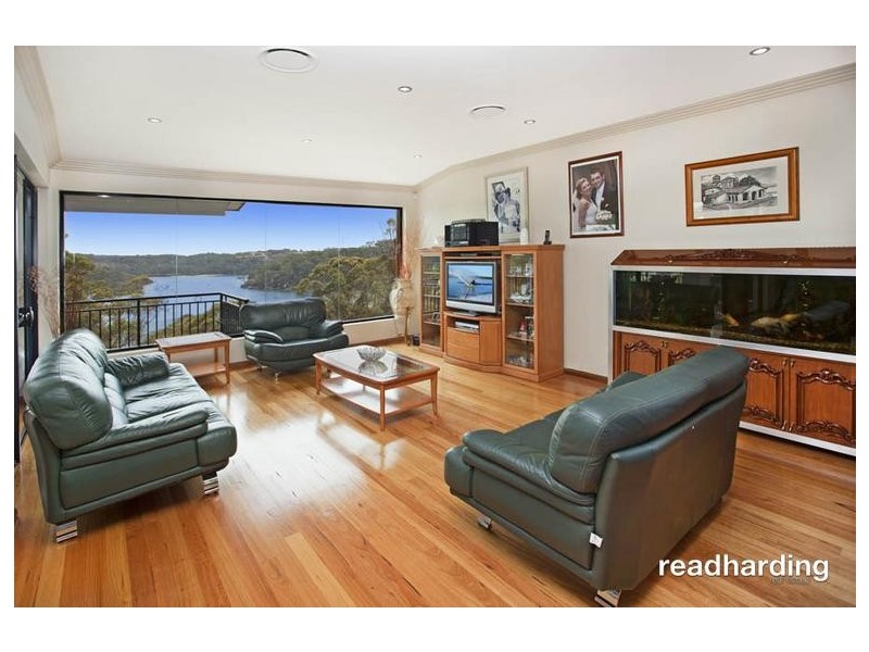 8 Riverside Drive, Lugarno NSW 2210