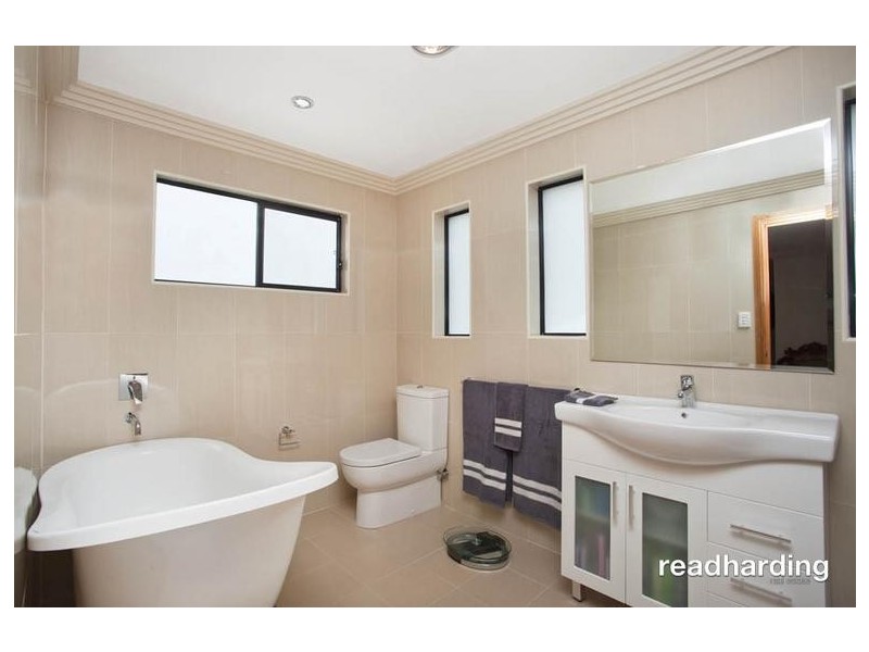 8 Riverside Drive, Lugarno NSW 2210