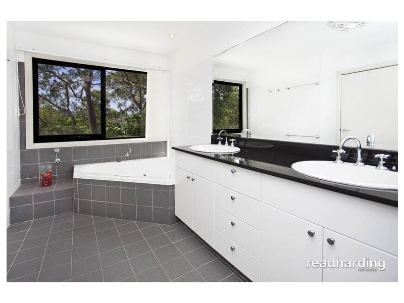 130a Moons Avenue, Lugarno NSW 2210