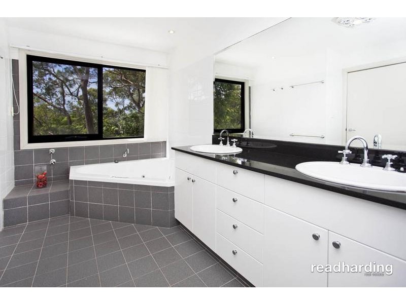 130a Moons Avenue, Lugarno NSW 2210