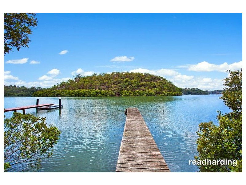 40 Boronia Parade, Lugarno NSW 2210