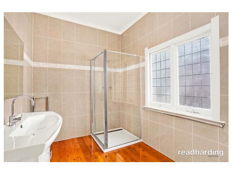 40 Boronia Parade, Lugarno NSW 2210