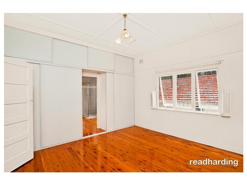 40 Boronia Parade, Lugarno NSW 2210