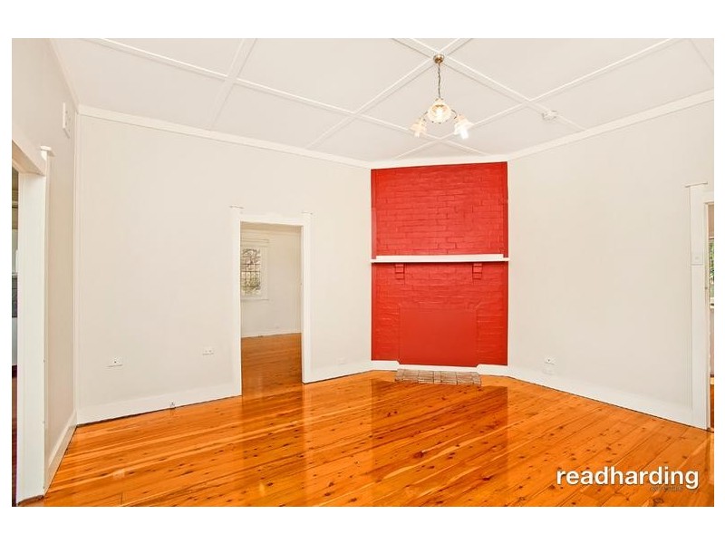 40 Boronia Parade, Lugarno NSW 2210