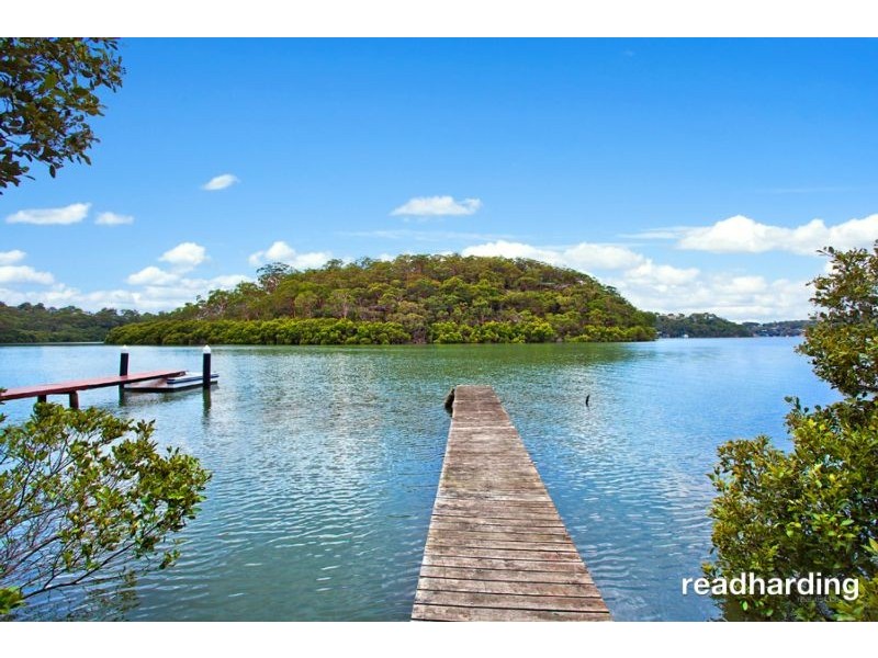 40 Boronia Parade, Lugarno NSW 2210