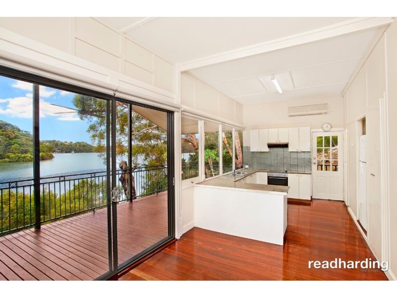 40 Boronia Parade, Lugarno NSW 2210