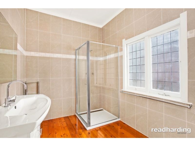 40 Boronia Parade, Lugarno NSW 2210