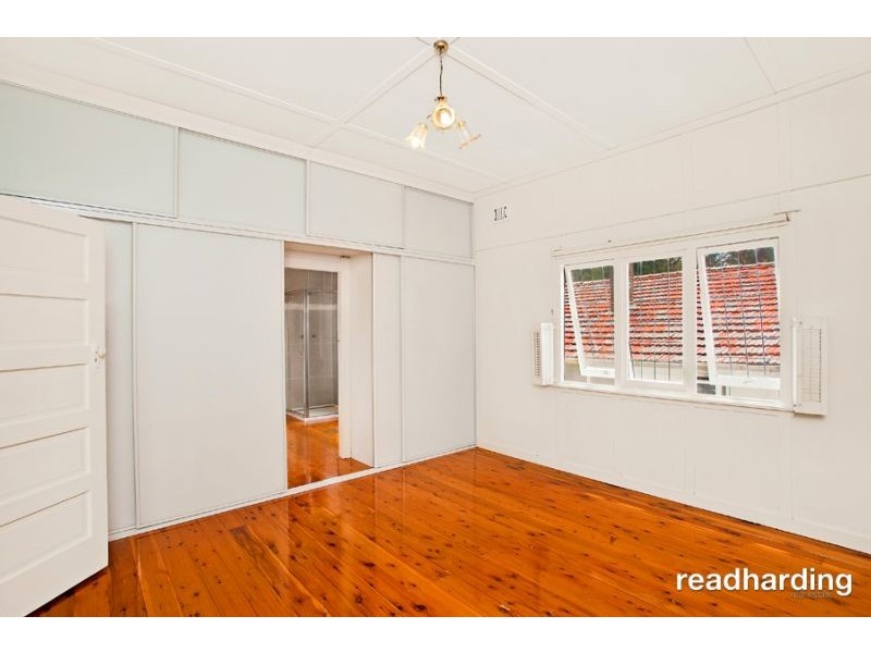 40 Boronia Parade, Lugarno NSW 2210