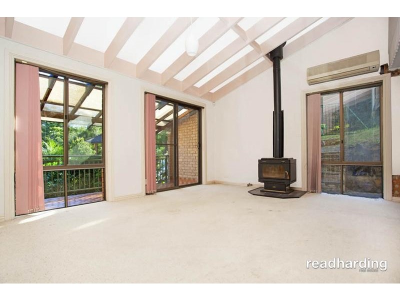 9 Banksia Place, Lugarno NSW 2210