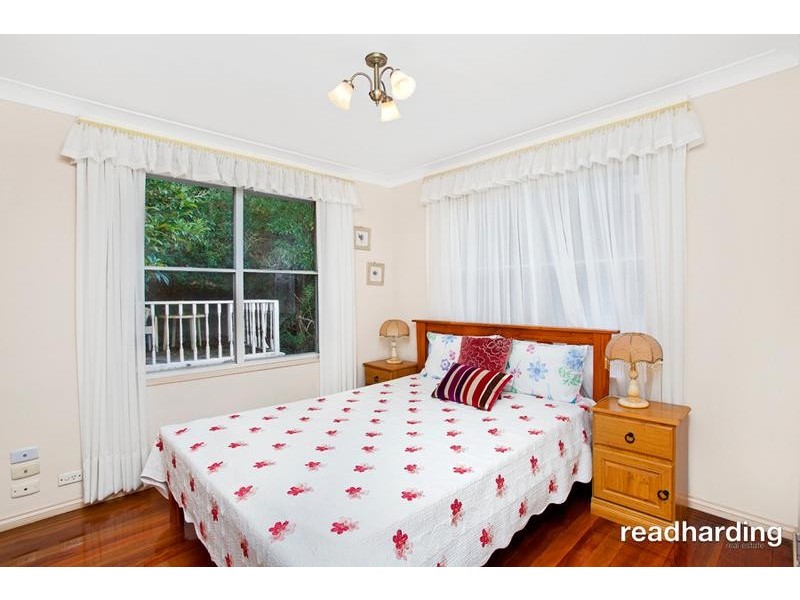 10 Oak Street, Lugarno NSW 2210